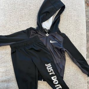Nike Black Set